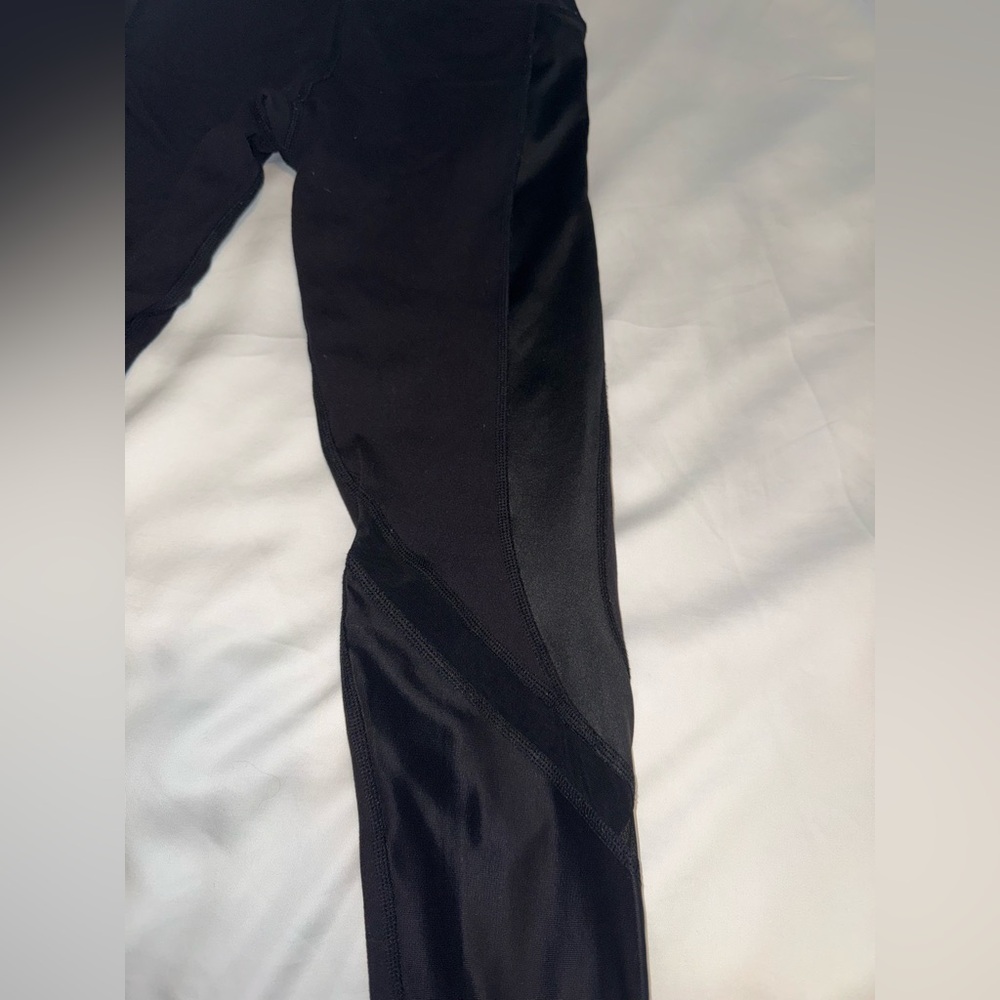 Alo yoga black high waisted airbrush elevate leggings - Picture 6 of 6